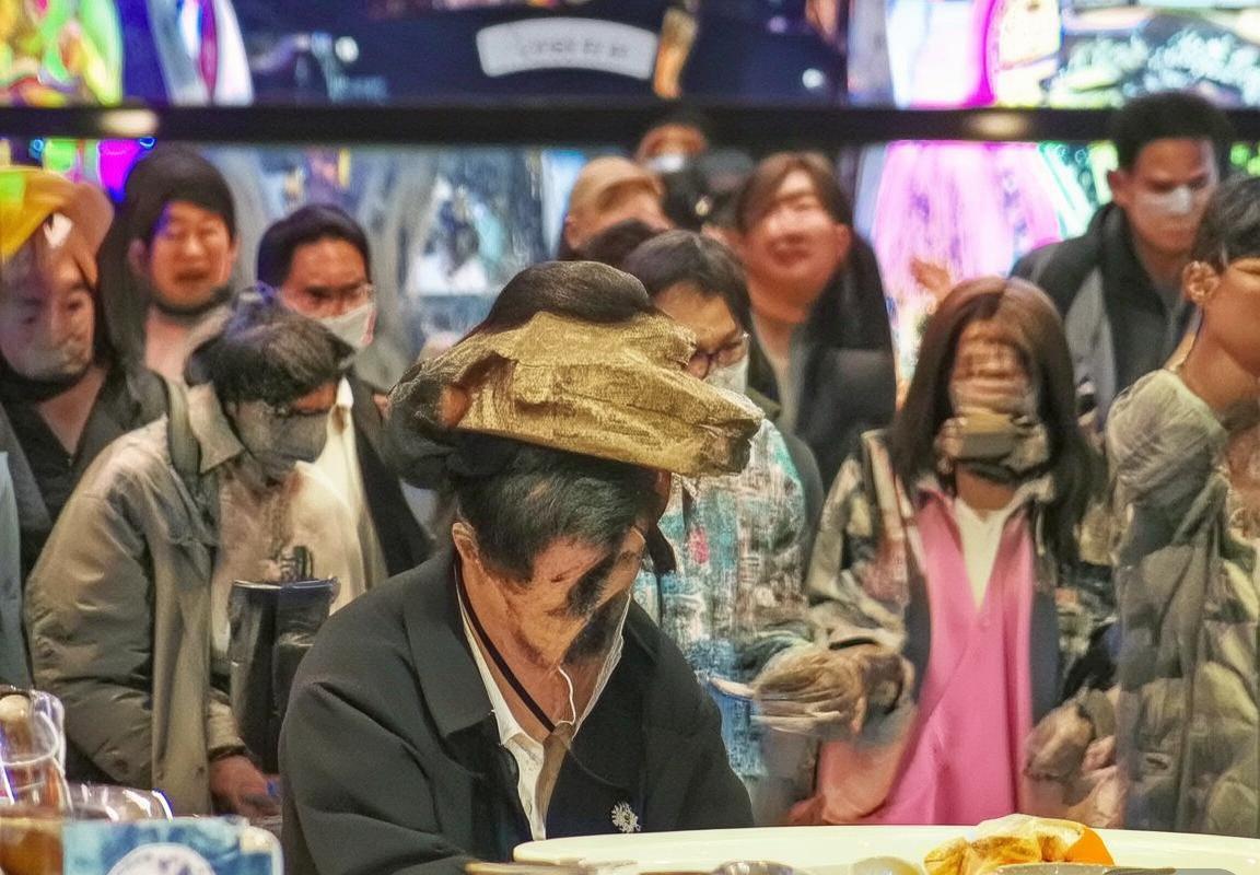 HelloWorld 翻译软件下载 飞书聊天翻译-飞书实时翻译-飞书聊天翻译